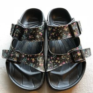 Woman’s sz 6 Floral Print Birki’s by Birkenstock